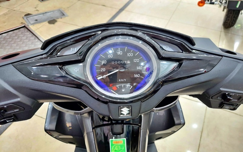 Đồng hồ xe bị ngấm nước - Trung tâm sửa xe máy Suzuki Impulse uy tín và chất lượng